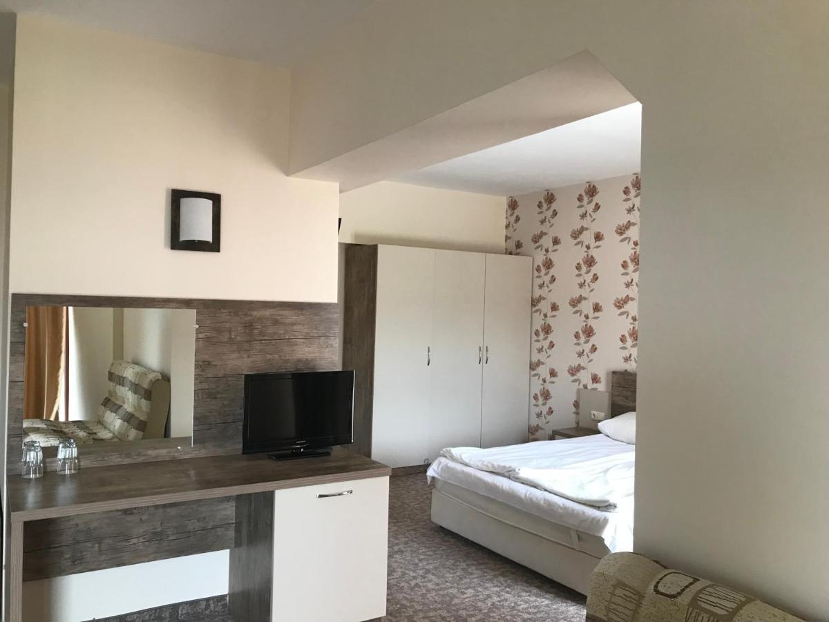 Hotel Lira ساني بيتش المظهر الخارجي الصورة